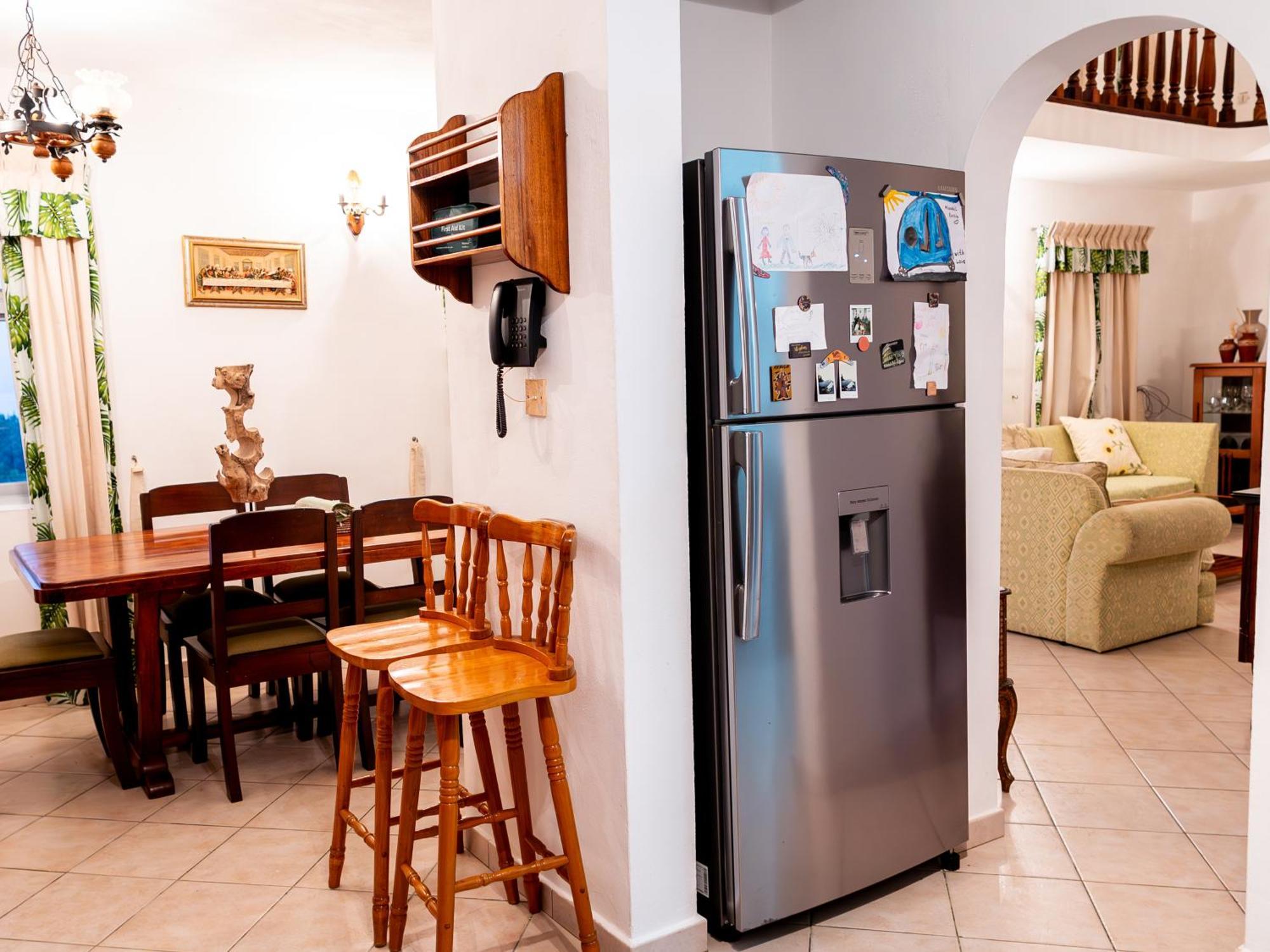 ויקטוריה Bottle Palm Villa מראה חיצוני תמונה