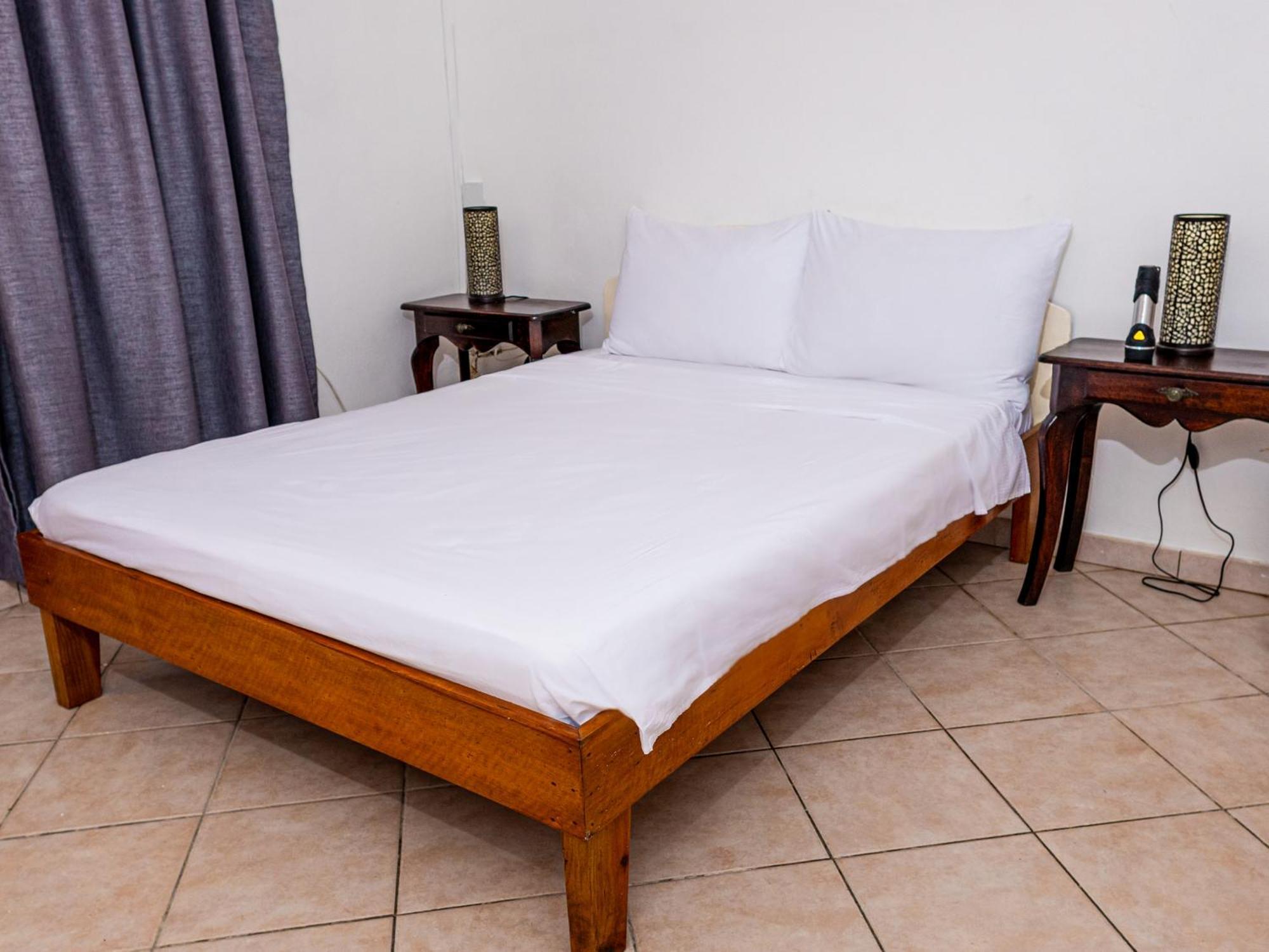 ויקטוריה Bottle Palm Villa מראה חיצוני תמונה